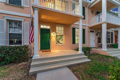 Exterior - 136 Milbridge Dr, Jupiter, FL 33458 photo 4 of 10