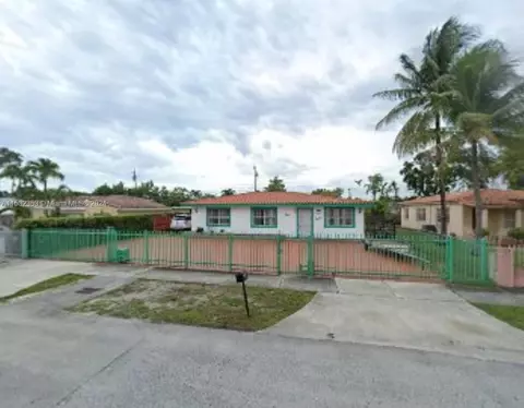 7300 SW 13th St, Miami, FL 33144