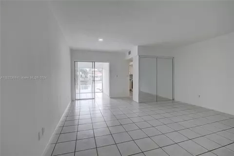 Other - 7202 Jacaranda Ln #7202, Miami Lakes, FL 33014 photo 3 of 14