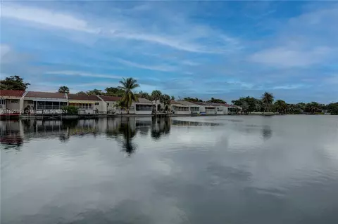 View/Area - 7202 Jacaranda Ln #7202, Miami Lakes, FL 33014 photo 1 of 2