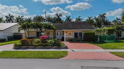 13216 SW 87th Ter, Miami, FL 33183