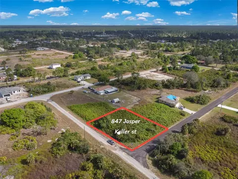 847 Jasper Keller St E, Lehigh Acres, FL 33974