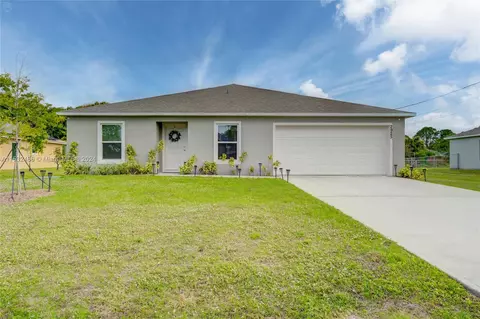 2925 SW Skyline St, Port Saint Lucie, FL 34953
