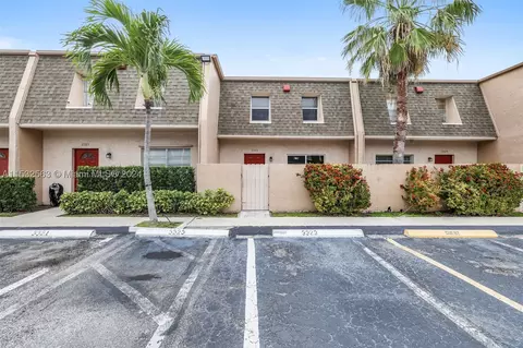 3323 Quail Close #16, Pompano Beach, FL 33064