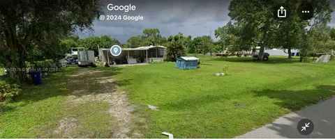 8146 Ebson Dr N, North Fort Myers, FL 33917