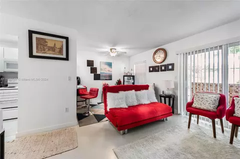 755 SW 6th St #5, Miami, FL 33130
