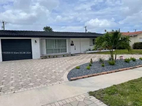5517 Jefferson St, Hollywood, FL 33021