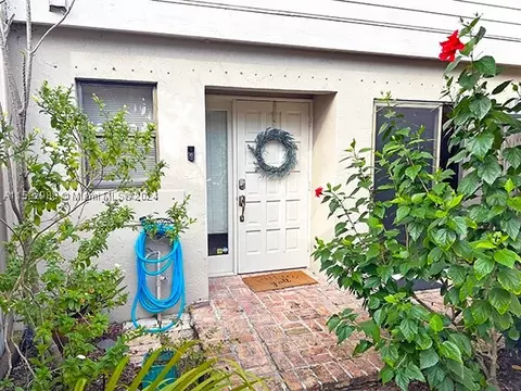 505 NE 19 St #505, Wilton Manors, FL 33305
