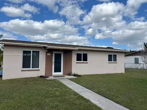 5471 NW 174th Dr, Miami Gardens, FL 33055