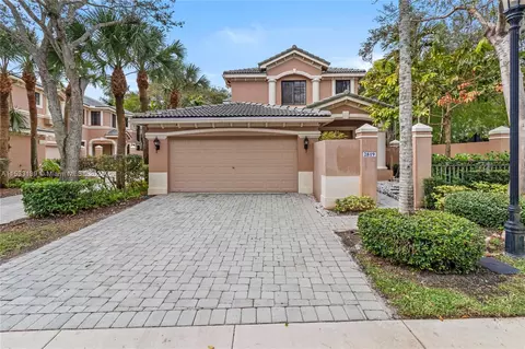 2819 Center Court Dr #2-26, Weston, FL 33332