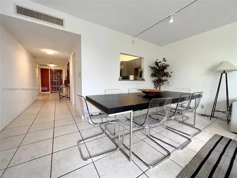 Undisclosed, Key Biscayne, FL 33149 photo 9