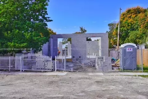 4550 E 7th Ave, Hialeah, FL 33013 photo 1