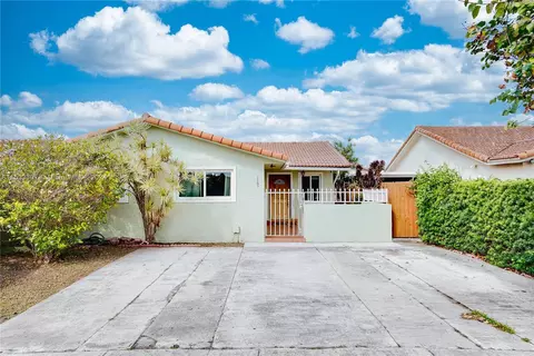 1365 W 38th St #E, Hialeah, FL 33012
