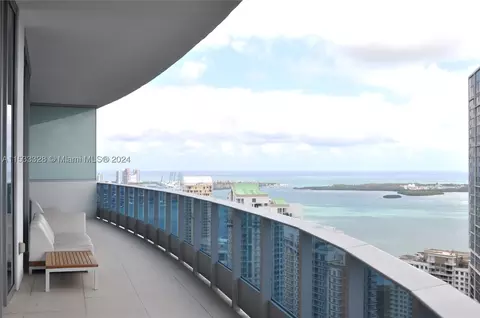 200 Biscayne Boulevard Way #5202, Miami, FL 33131