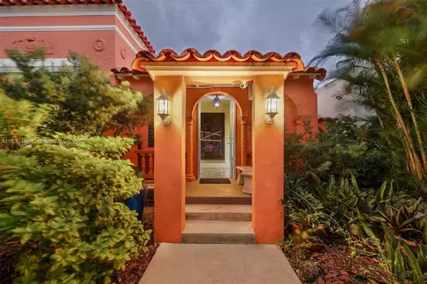 3616 SW 26 St, Miami, FL 33133