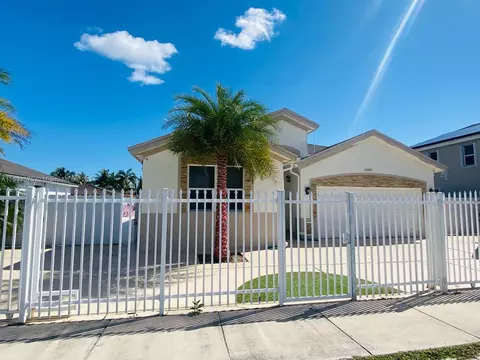 27583 SW 133rd Ave, Homestead, FL 33032