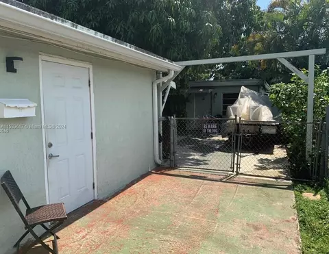 Exterior - 258 E 12th St, Hialeah, FL 33010 photo 3 of 5