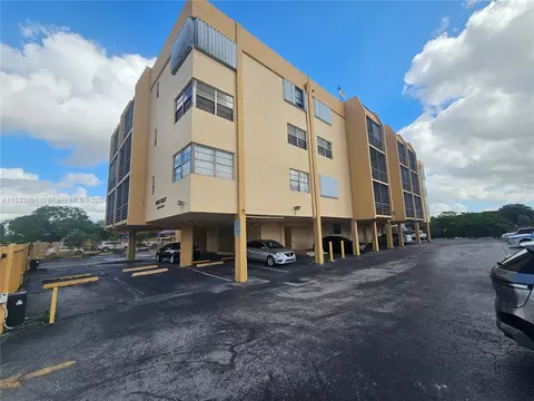 6831 W 14th Ct #405, Hialeah, FL 33014