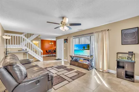 3363 Cocoplum Cir #33136, Coconut Creek, FL 33063