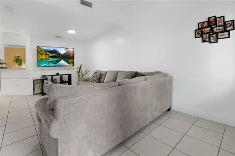 Living - 22013 SW 88th Path, Cutler Bay, FL 33190 photo 1 of 3