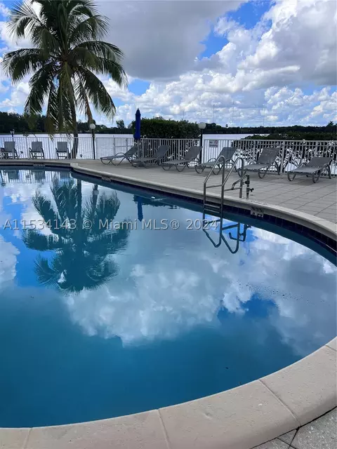 1175 NE Miami Gardens Dr #708, Miami, FL 33179