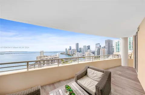 848 Brickell Key Dr #3305, Miami, FL 33131