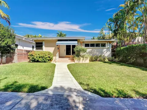 211 SW 24th Rd, Miami, FL 33129