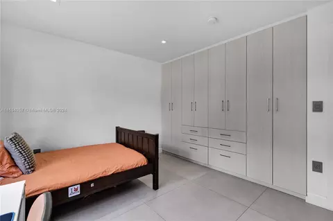 Bedroom - 452 Hampton Ln, Key Biscayne, FL 33149 photo 6 of 10