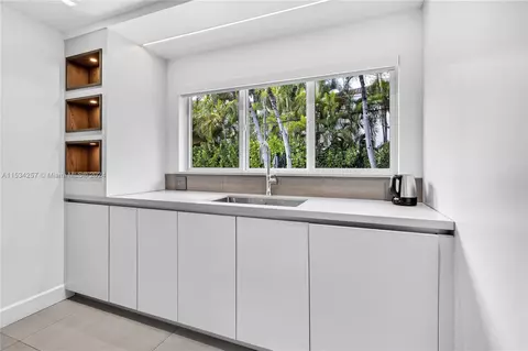 Other - 452 Hampton Ln, Key Biscayne, FL 33149 photo 3 of 8