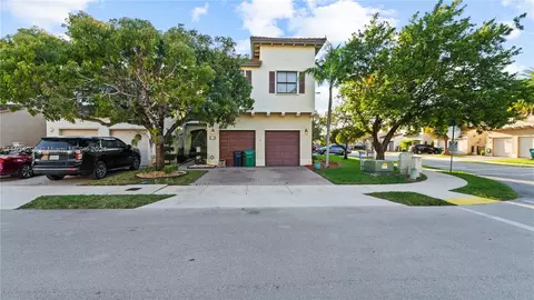 22736 SW 89th Pl, Cutler Bay, FL 33190