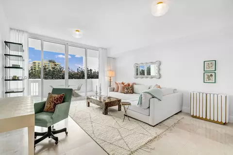 50 S Pointe Dr #512, Miami Beach, FL 33139