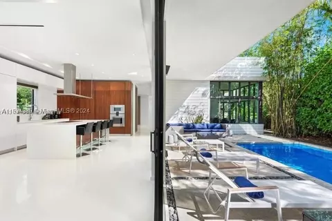 2140 S Miami Ave, Miami, FL 33129