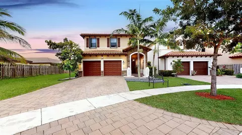 265 NE 23rd Ter, Homestead, FL 33033
