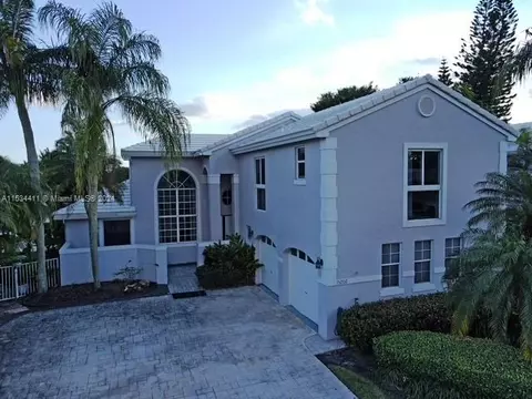 15206 Wilshire Cir S, Pembroke Pines, FL 33027