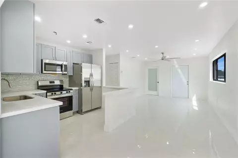 20510 NW 33rd Pl, Miami Gardens, FL 33056