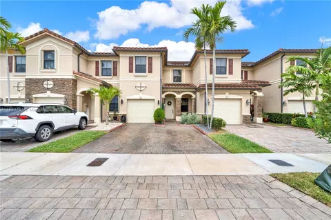 3351 W 90th Ter #3351, Hialeah, FL 33018