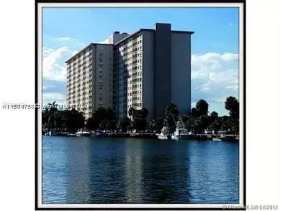 400 Kings Point Dr #909, Sunny Isles Beach, FL 33160