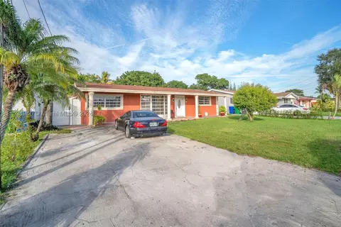 6645 Ficus Dr, Miramar, FL 33023