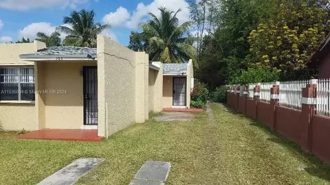 584 NW 1st St, Florida City, FL 33034