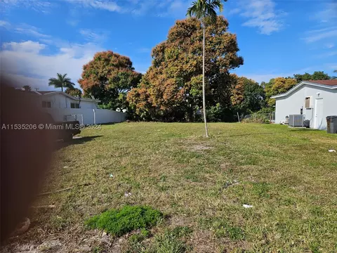7501 Alhambra Blvd, Miramar, FL 33023