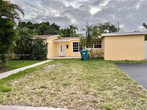 19622 NE 12th Pl, Miami, FL 33179
