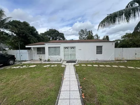 1161 NE 140th St, North Miami, FL 33161