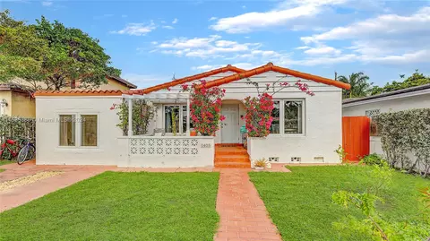 1405 Normandy Dr, Miami Beach, FL 33141