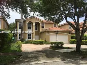 15857 SW 60th Ter, Miami, FL 33193