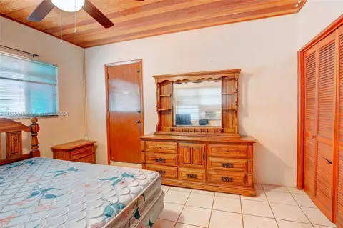 Bedroom - 1355 W 2nd Ave, Hialeah, FL 33010 photo 11 of 11
