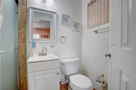 Bath - 1355 W 2nd Ave, Hialeah, FL 33010 photo 2 of 3