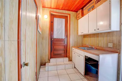 Kitchen - 1355 W 2nd Ave, Hialeah, FL 33010 photo 3 of 3