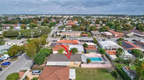 View/Area - 1355 W 2nd Ave, Hialeah, FL 33010 photo 2 of 5