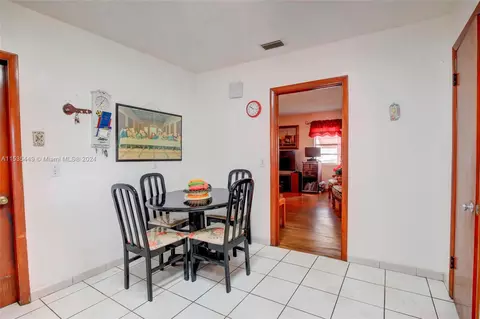 Dining - 1355 W 2nd Ave, Hialeah, FL 33010 photo 1 of 1