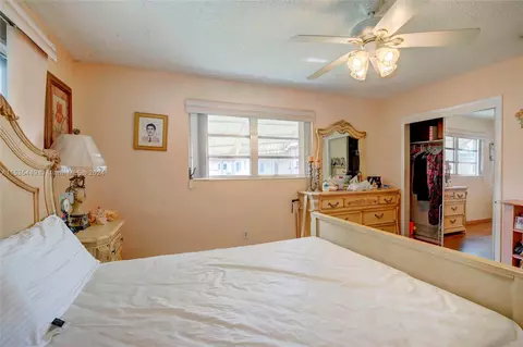 Bedroom - 1355 W 2nd Ave, Hialeah, FL 33010 photo 5 of 11
